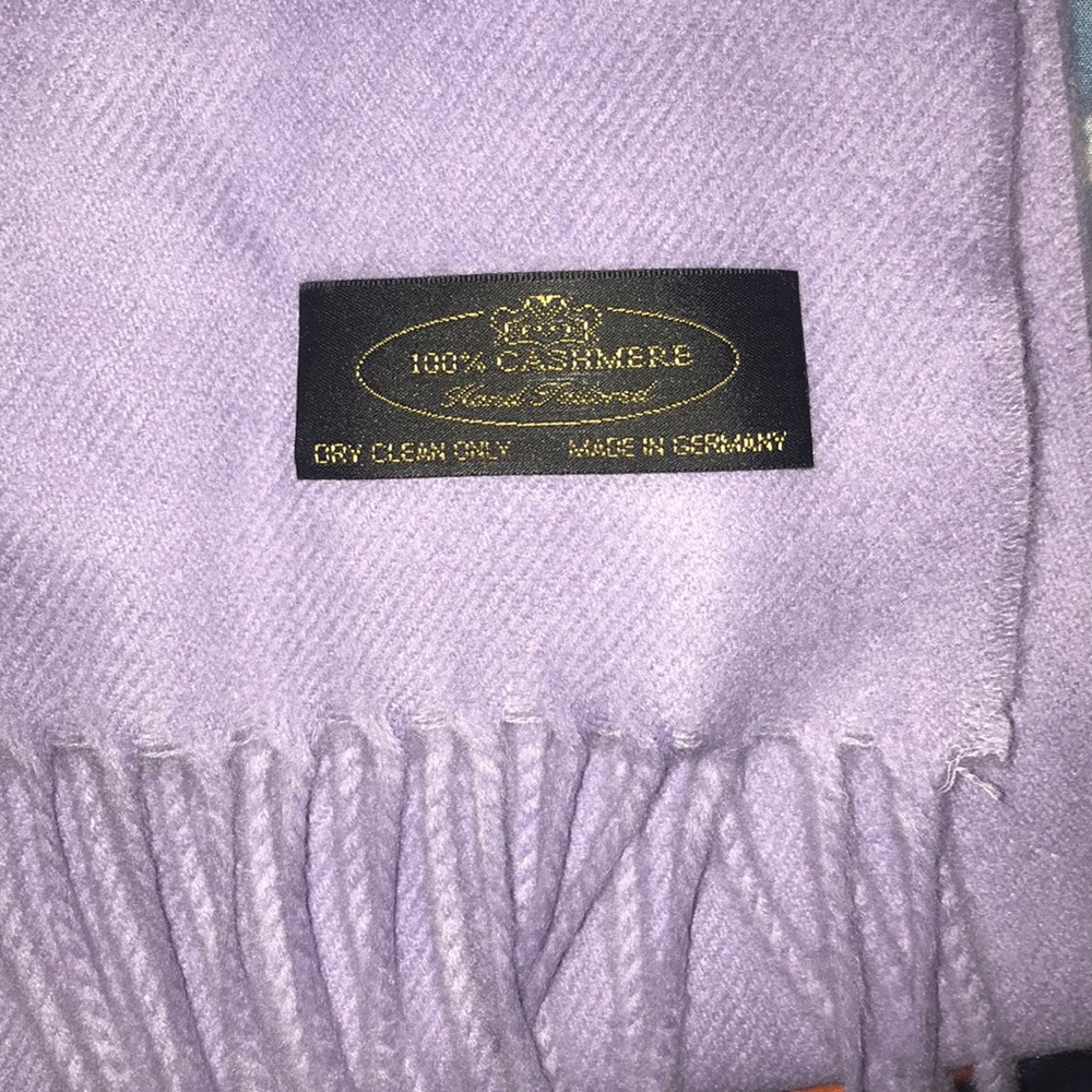 100% cashmere scarf Lavender (not a unity scarf)